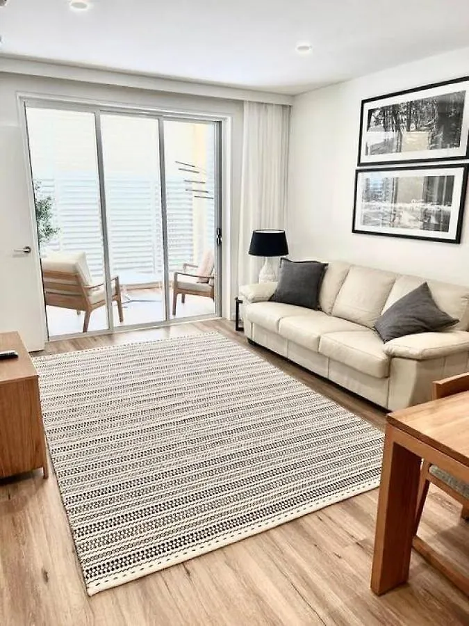 617 Hastings Street Metres To The Beach ヌーサヘッズ