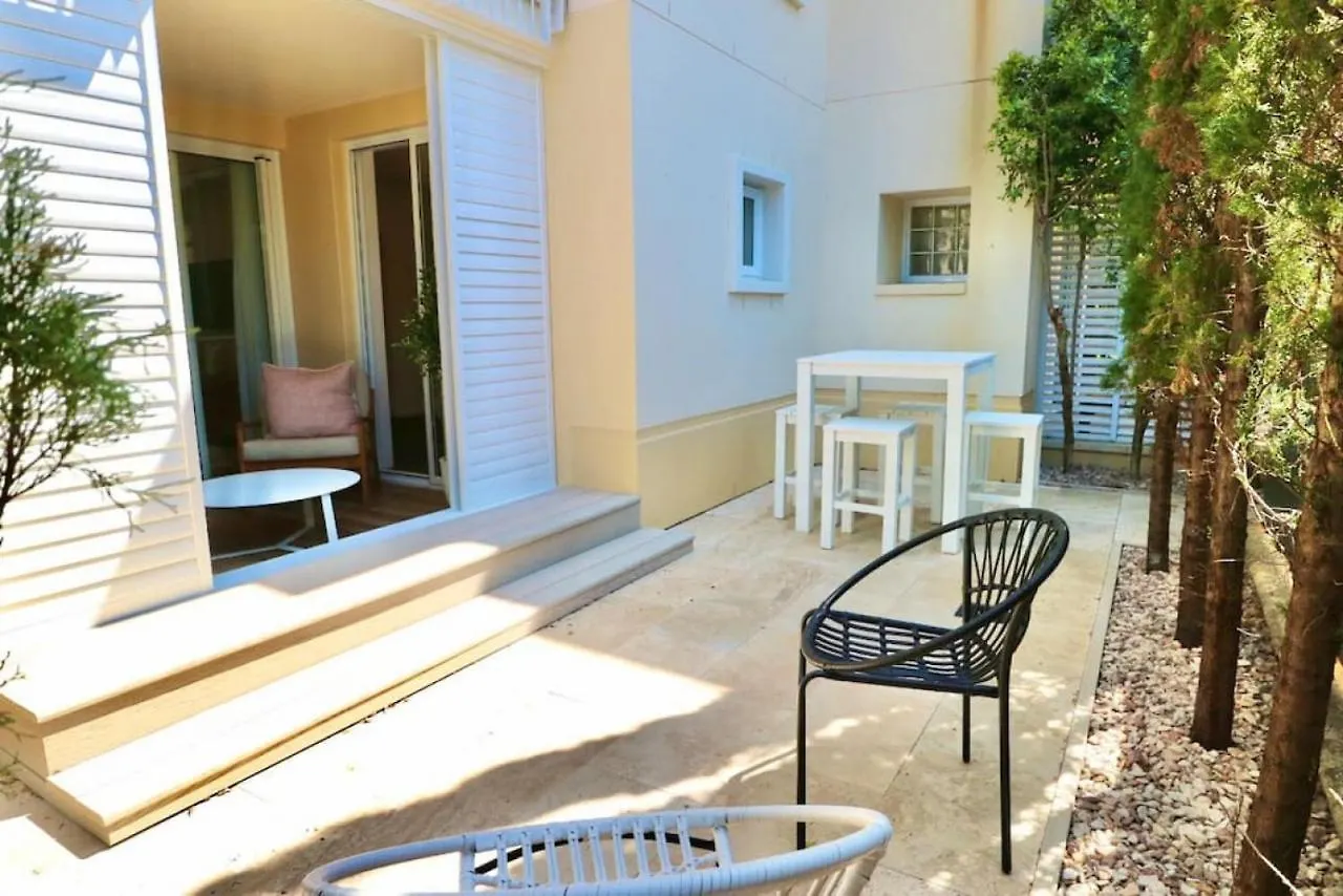 617 Hastings Street Metres To The Beach ヌーサヘッズ